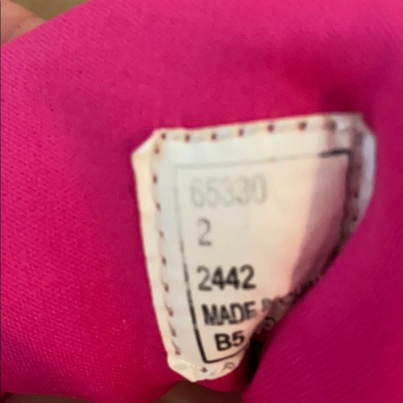 NWT Girl’s Size 2 Water Shoes - Picture 8 of 12